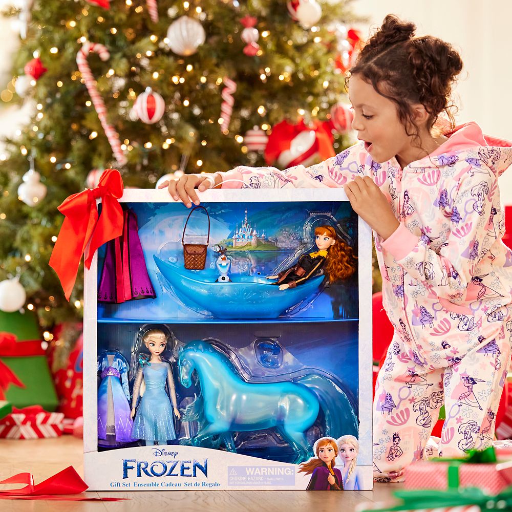 Disney Frozen 2 Classic Doll Gift Set