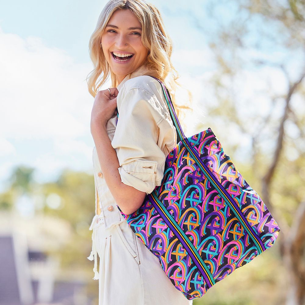  Disney Logo Tote With Pouch