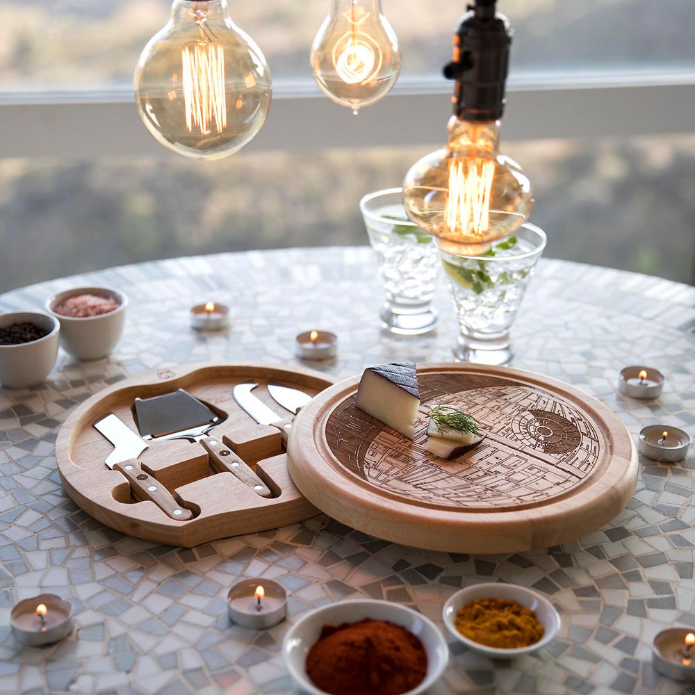 Disney Death Star Cheeseboard Set – Star Wars