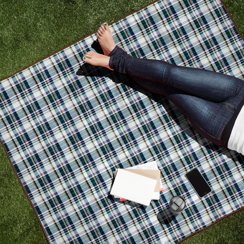 Disney Winnie The Pooh Blanket Tote Outdoor Picnic Blanket
