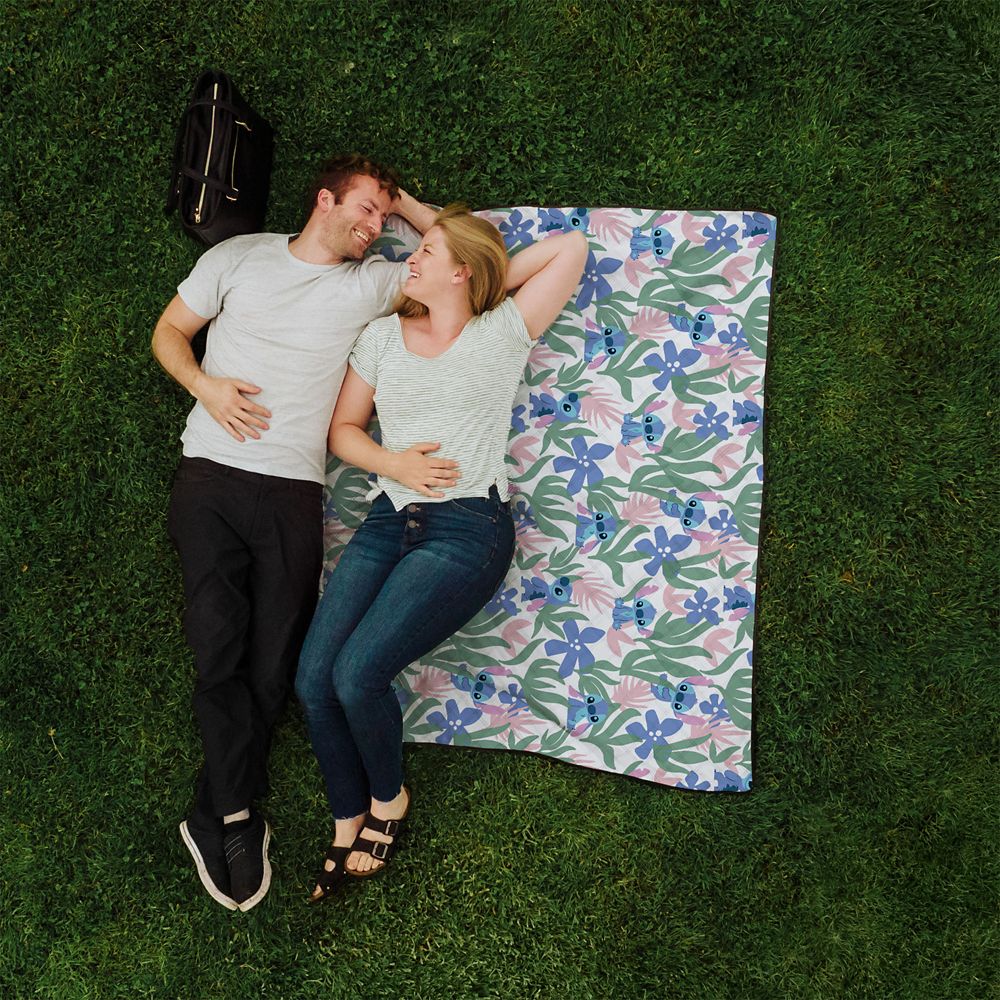 Disney Stitch Picnic Blanket And Backpack – Lilo & Stitch